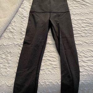 Lululemon cropped grey leggings